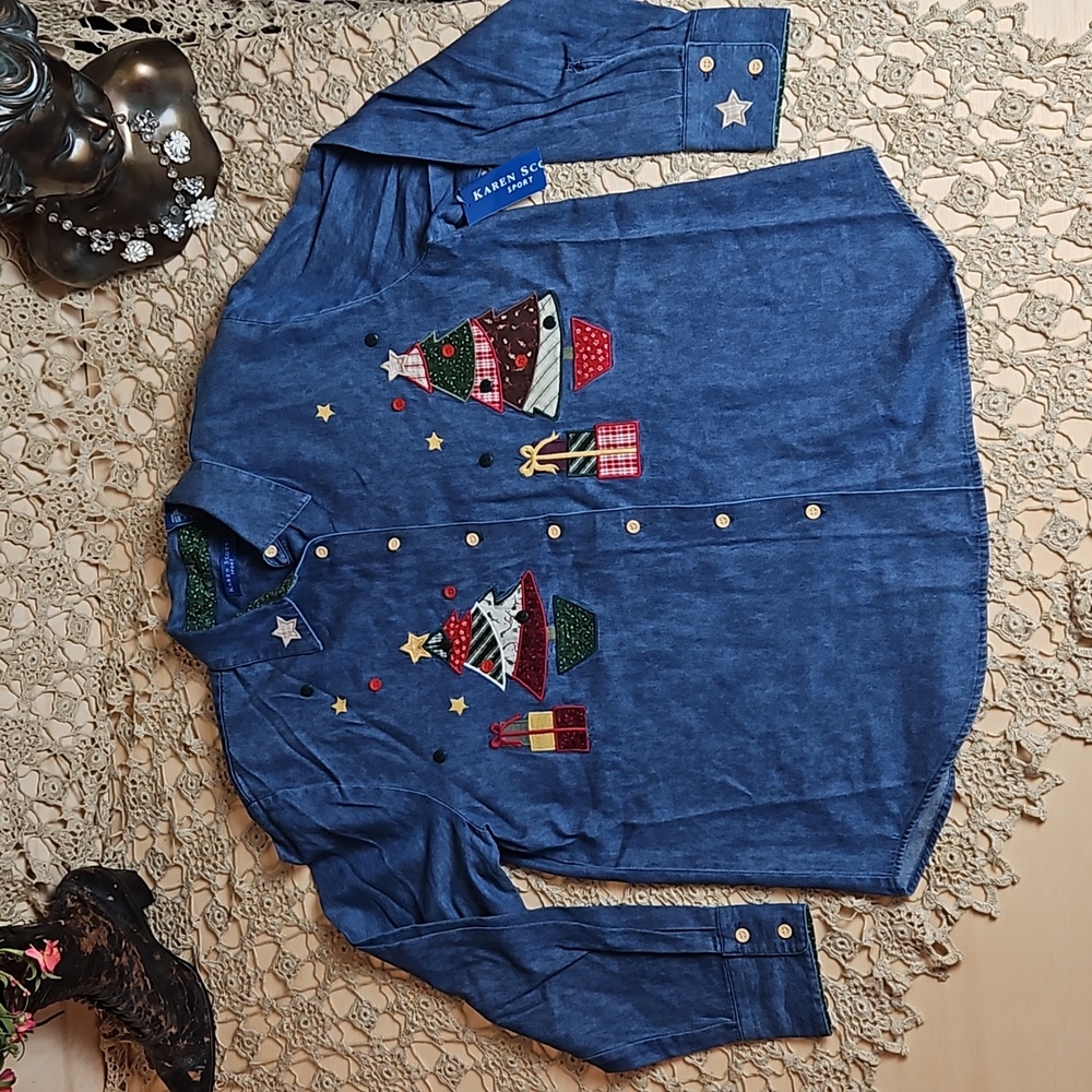 Vintage Karen Scott Sport Patchwork Christmas Button-Up Denim Shirt